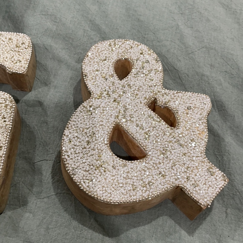 Wooden beaded and sign block